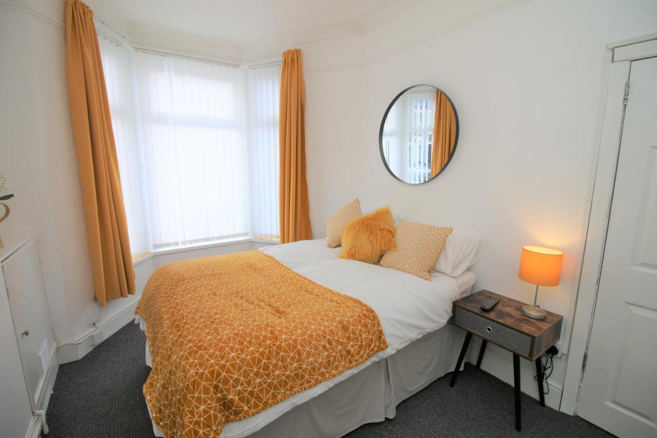 Three Bedroom Townhouse - Free Local Parking - By Property Promise Cardiff Exterior photo